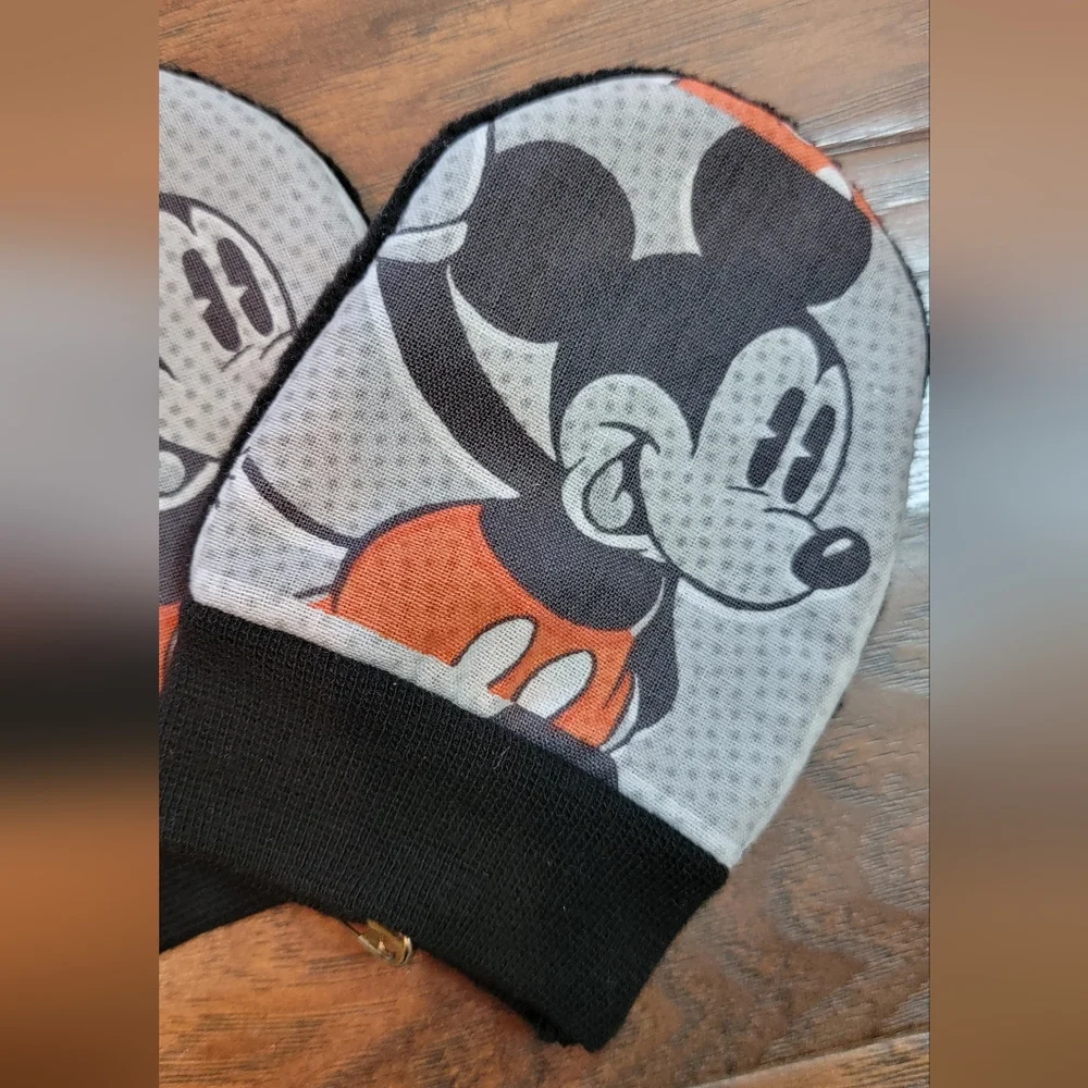 Mickey Mouse Fabric Fleece Baby Mittens